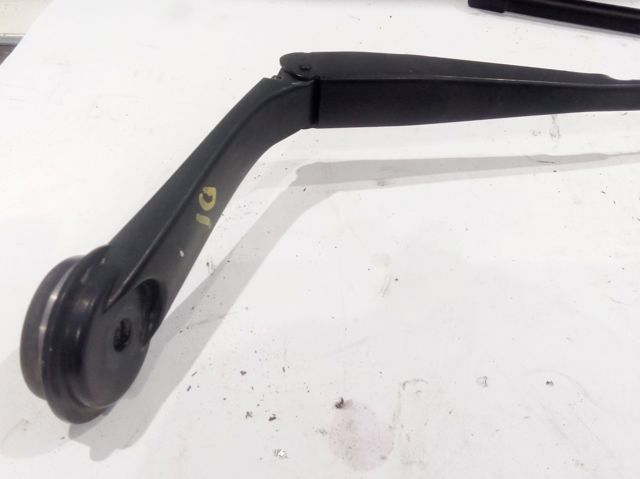 BM5117526AC FORD Поводок стеклоочистителя купить в Ирпень