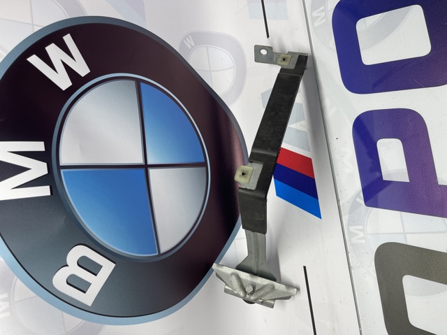 BMW 61217555905 Подставка аккумулятора в наличии Хмельницкий