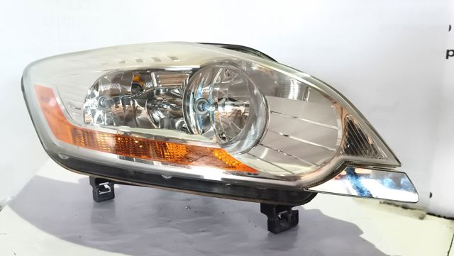 FORD 1717360 Правая фара в наличии Запорожье