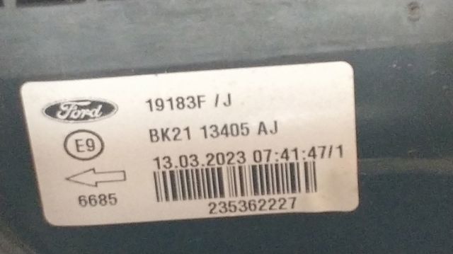 FORD 2411271 Фонарь задний левый в наличии Чернигов