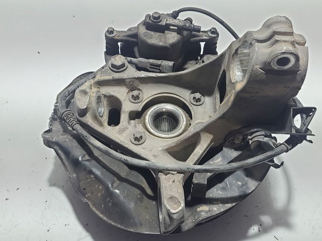 MERCEDES 2473320800 Цапфа (поворотный кулак) передний правый в наличии Кривой Рог