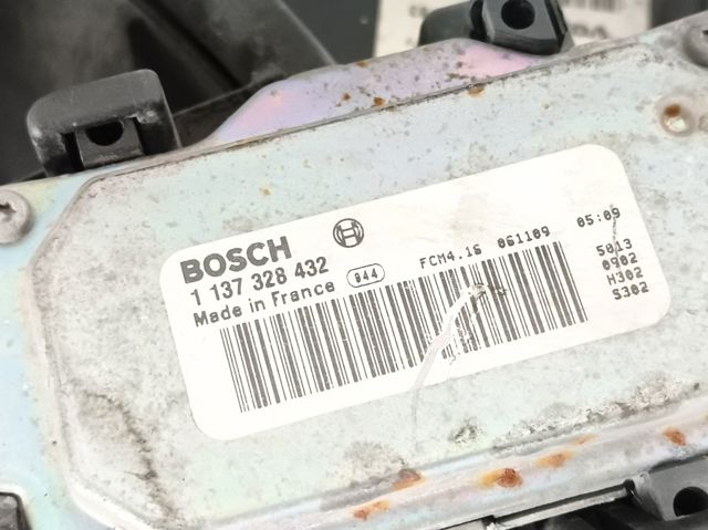 30792183 VOLVO Электровентилятор охлаждения в сборе (мотор+крыльчатка) купить в Львов