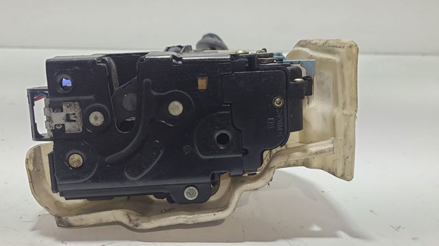 VAG 3D1837016AL Замок двери передней правой в наличии Тернополь