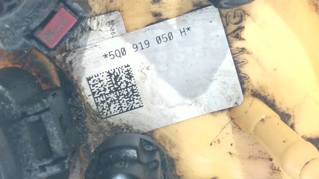 VAG 5Q0919050H Модуль топливного насоса с датчиком уровня топлива в наличии Ужгород
