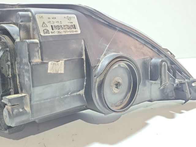 FORD 7S7113101AN Левая фара в наличии Павлоград