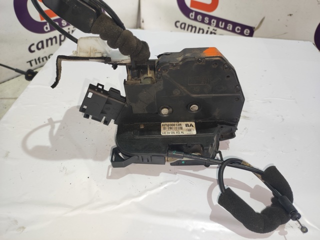 825030013R RENAULT Замок двери задней левой купить в Ровно