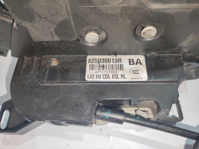 825030013R Замок двери задней левой купить Черновцы