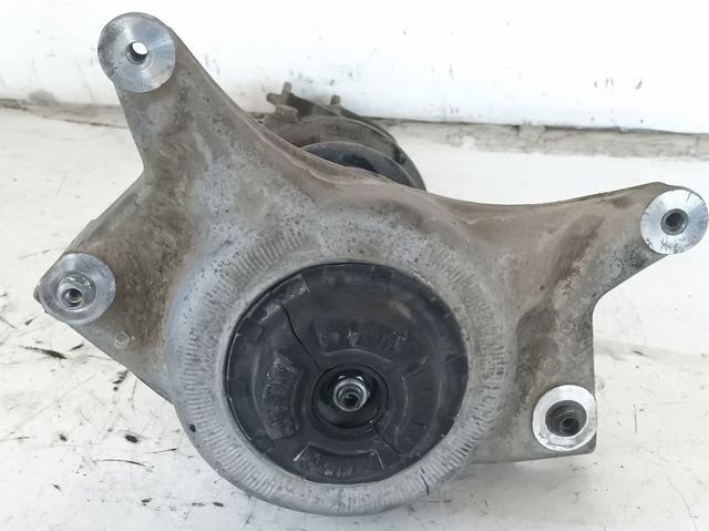 VAG 8K0413031CJ Амортизатор передний в наличии Львов