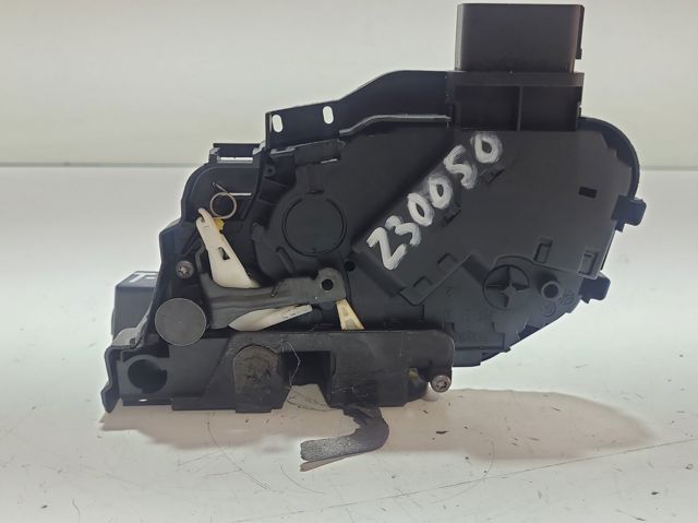 FORD 8V4AS21813MA Замок водительской двери в наличии Одесса