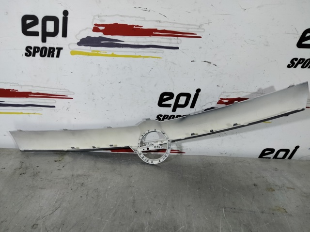 13142522 OPEL Решетка радиатора купить в Павлоград