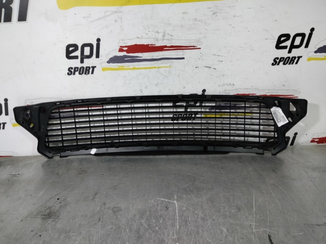 622540008R RENAULT Решетка бампера переднего купить в Полтава