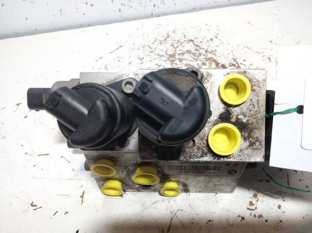 6760840 BMW Блок клапанов регулируемой подвески купить в Ужгород