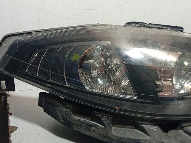 RENAULT 7701476941 Правая фара в наличии Полтава