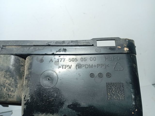 A1775050500 MERCEDES Воздуховод (дефлектор) радиатора правый купить в Ирпень