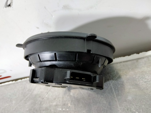CRP500041 LAND ROVER Мотор привода линзы зеркала заднего вида правого купить в Каменское