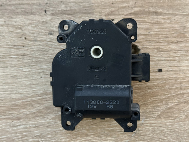Мотор заслонки рециркуляции воздуха 1138002320 LAND ROVER