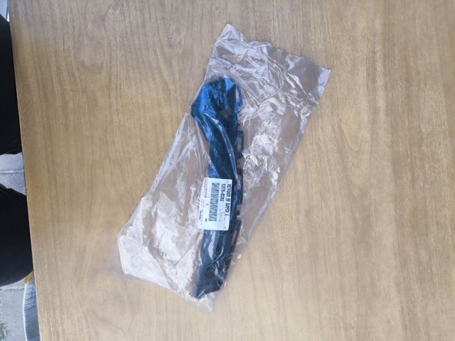 525760D262 TOYOTA Кронштейн бампера заднего левый купить в Полтава