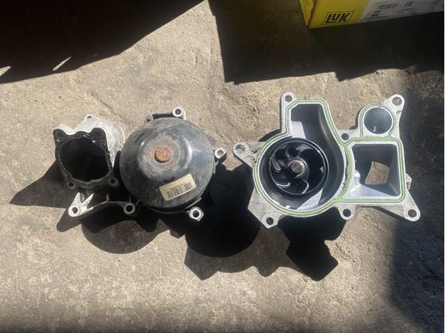 BMW 11517807311 Помпа водяная (насос) охлаждения в наличии Ровно