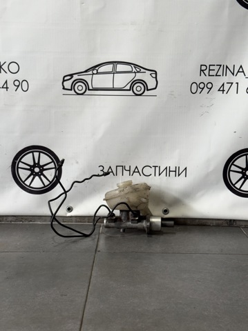 Бачек тормозной жидкости Audi A6 C4