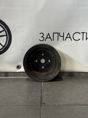Шкив водяной помпы Mitsubishi L 200 3