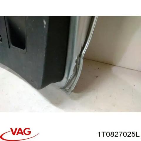 Задняя дверь 1T0827025L VAG