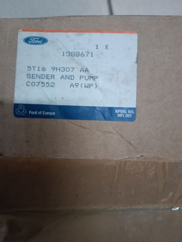 FORD 1388671 Модуль топливного насоса с датчиком уровня топлива в наличии Николаев