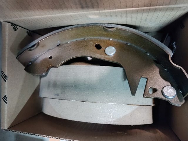1570220 FORD Колодки тормозные задние барабанные купить в Полтава