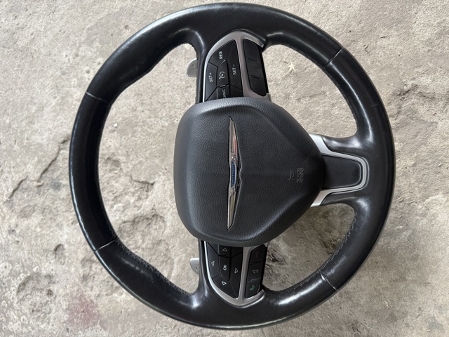 Подушка AIRBAG водительская 1VH87DX9AG CHRYSLER