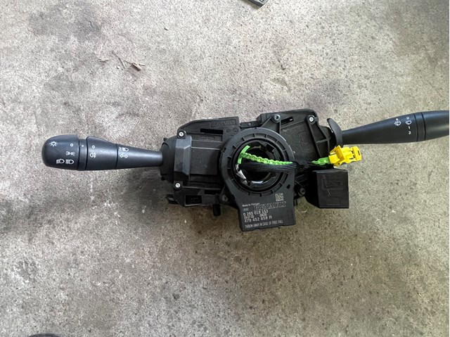 Датчик угла поворота рулевого колеса Рено Трафик III