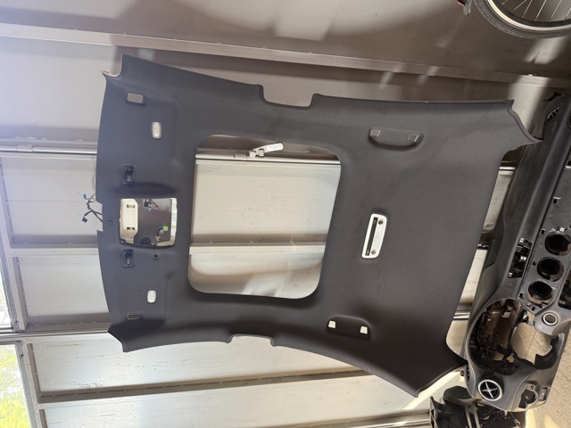Обивка крыши внутренняя A11769009509F52 MERCEDES