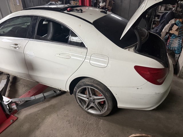 Дверь задняя, левая A1177300105 MERCEDES