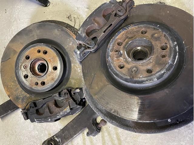 Диск тормозной передний A1664211300 MERCEDES