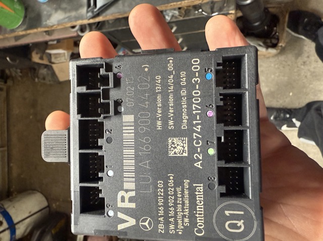 Блок комфорта передней двери A1669004402 MERCEDES