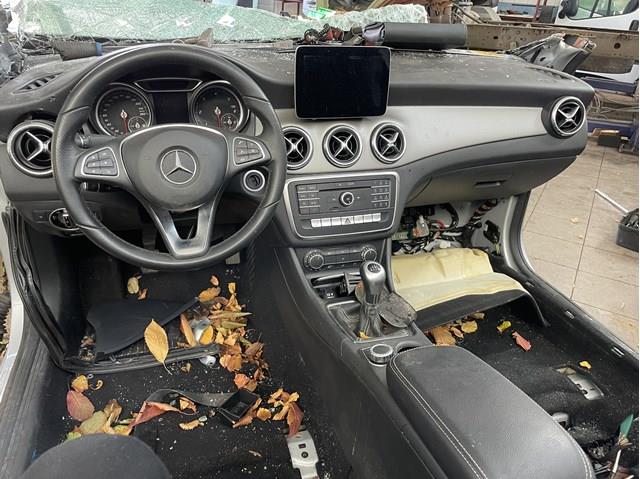 Ящик для перчаток A17668086009H68 MERCEDES