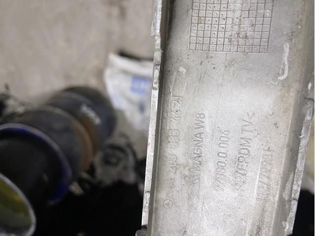 Молдинг переднего бампера, правый A2038854421 MERCEDES