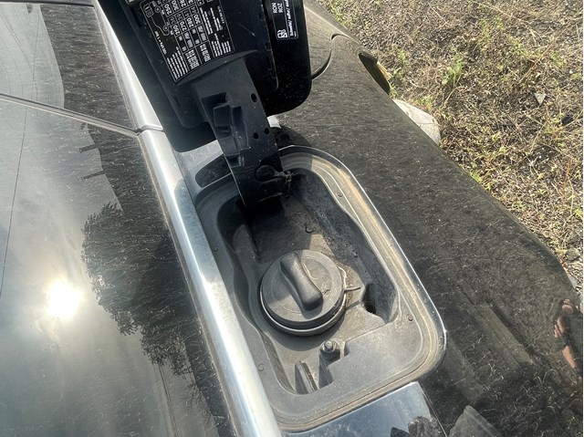 Мотор-привод открытия лючка бака A2048205397 MERCEDES