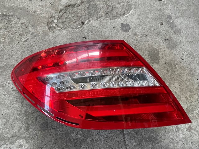 Задний левый стоп A2048205464 MERCEDES