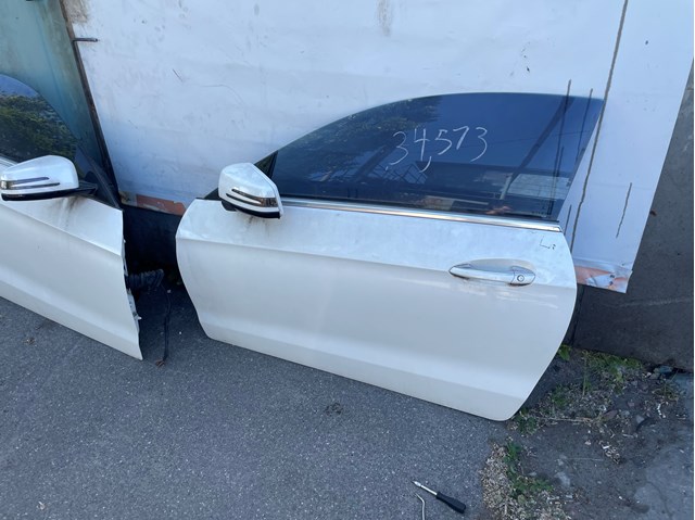 Дверь передняя, левая A2077200105 MERCEDES