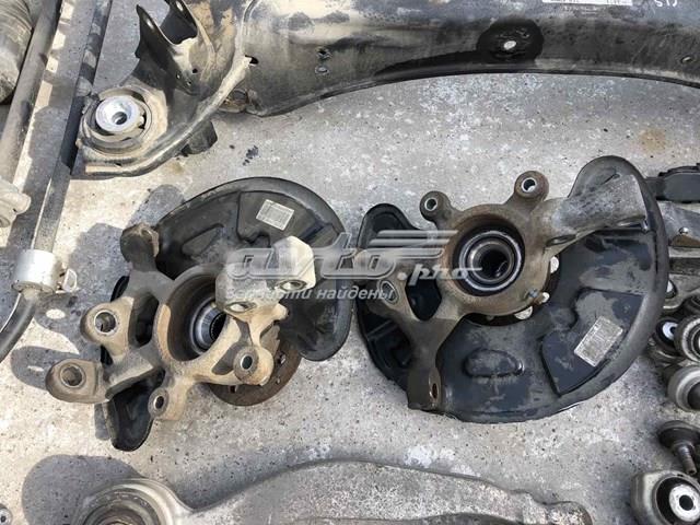 Кулак поворотный передний правый A2183320801 MERCEDES