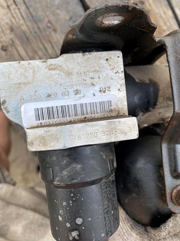 MERCEDES A2203280031 в наличии Винница