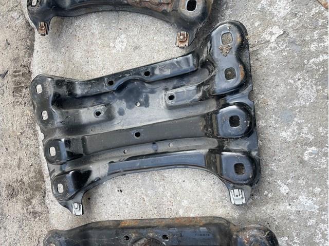 Крепление коробки передач A2212422501 MERCEDES