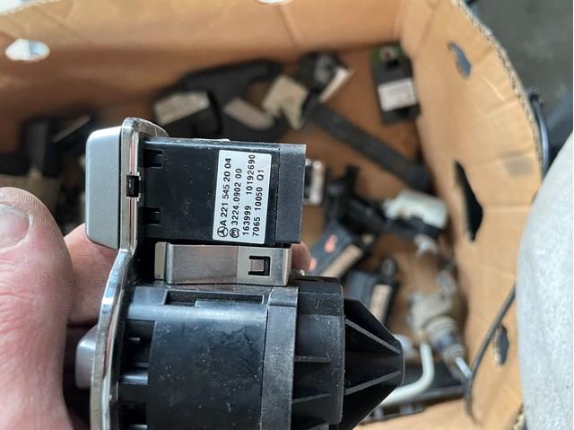 MERCEDES A2215452004 Переключатель света фар на "торпедо" в наличии Черкассы
