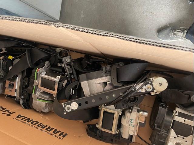 Ремень безопасности передний правый A2218603285 MERCEDES