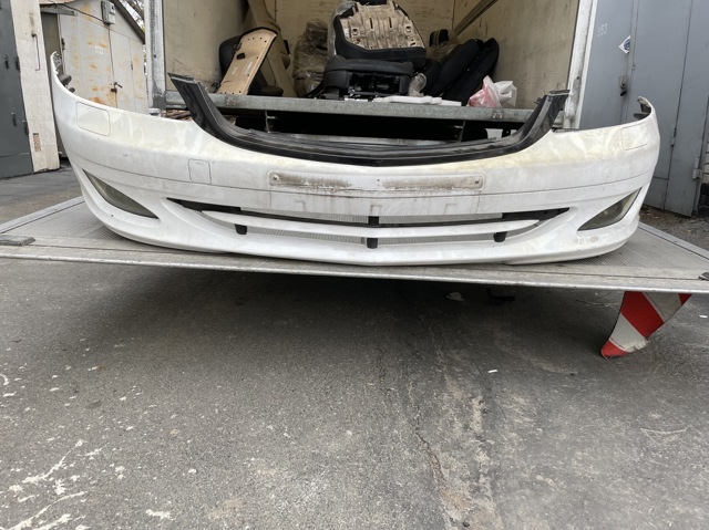 Кожух бампера переднего A2218800040 MERCEDES