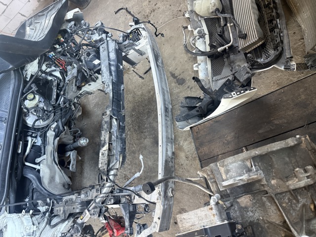 Швеллер переднего бампера A2466201100 MERCEDES