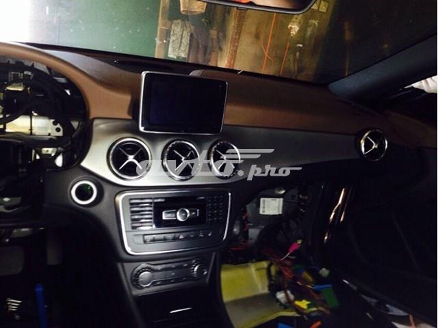 Блок кнопок центральной консоли A24690522019107 MERCEDES