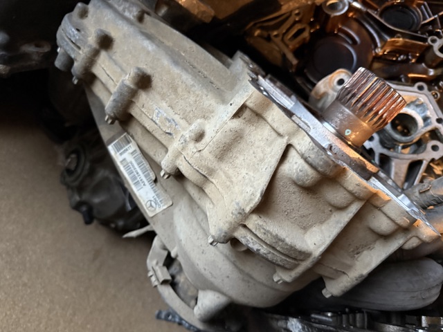 Демультипликатор коробки передач A2512802000 MERCEDES