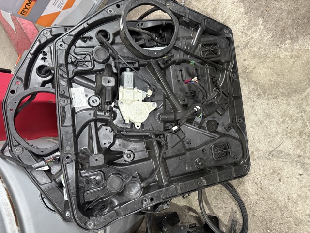 Механизм стеклоподъемника водительской двери A4477203900 MERCEDES