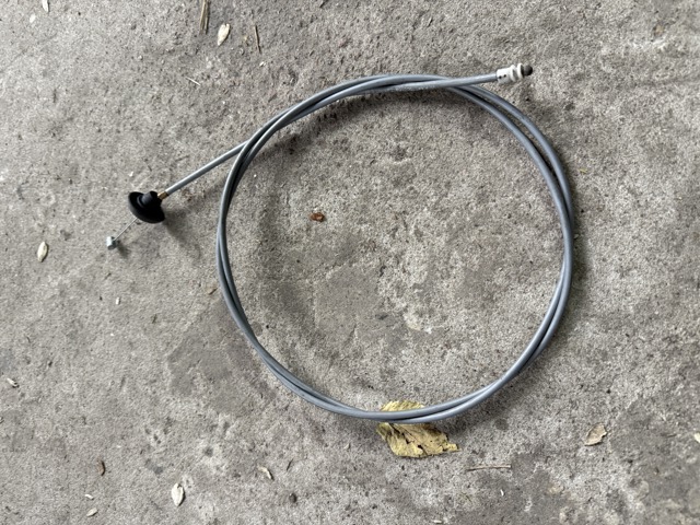Трос замка капота A4477500159 MERCEDES
