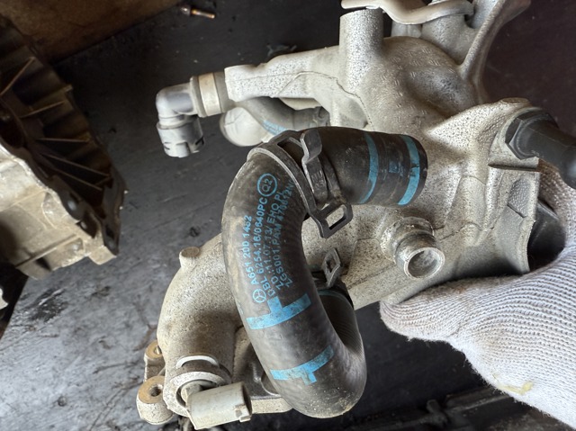 Шланг (патрубок) радиатор EGR, обратка A6512001482 MERCEDES